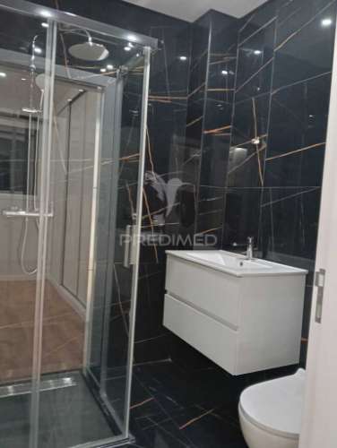 Apartamento t3+1 nas barrocas
