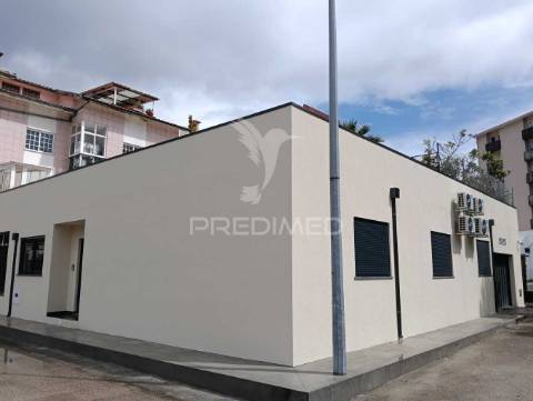 Apartamento t3+1 nas barrocas