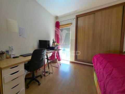 Apartamento t3 , recente, no centro da cidade