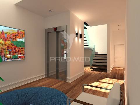 Prédio com 3 apartamentos situado na zona histórica do porto
