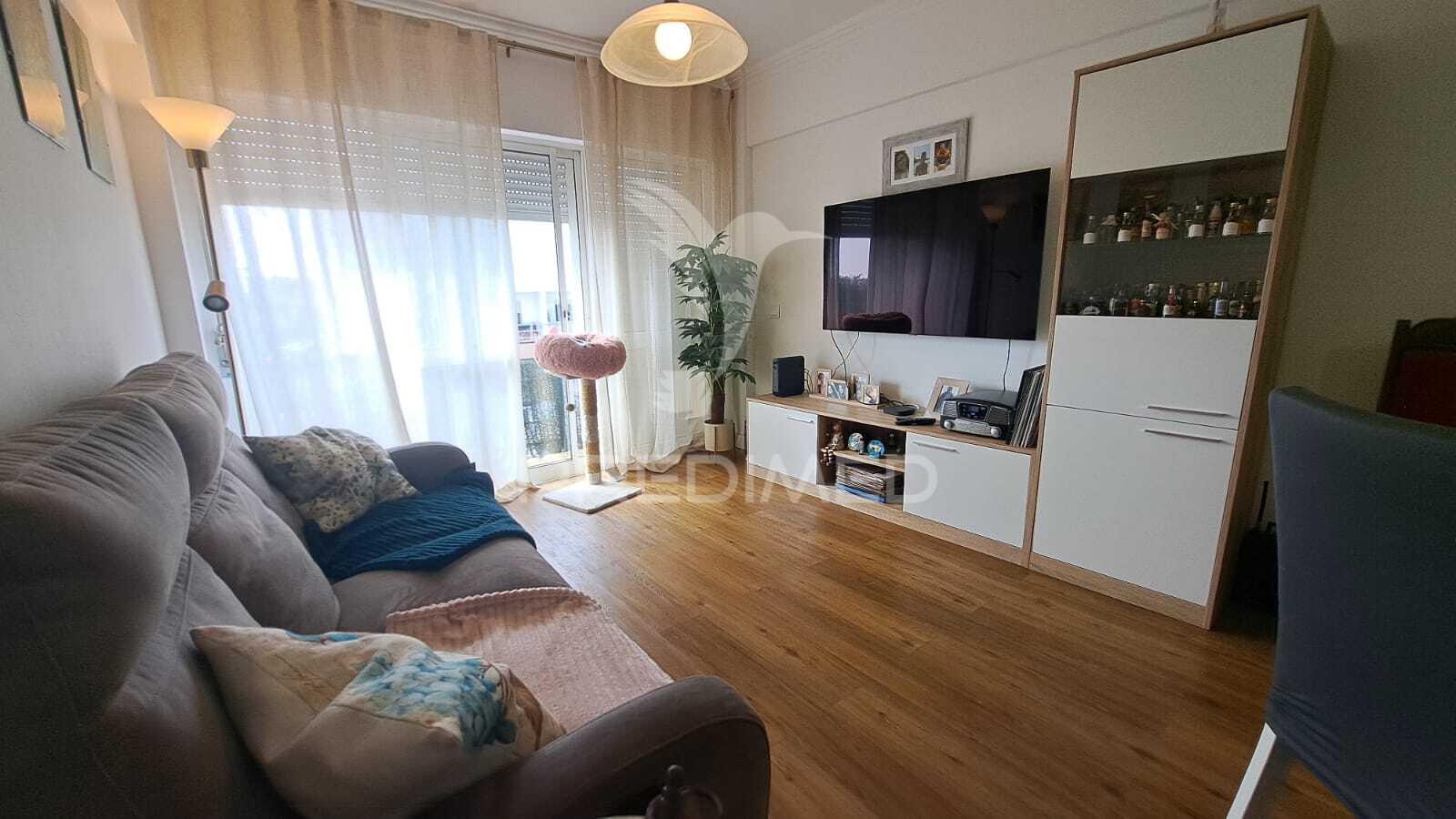 Apartamento t3 duplex no centro da cidade - albufeira