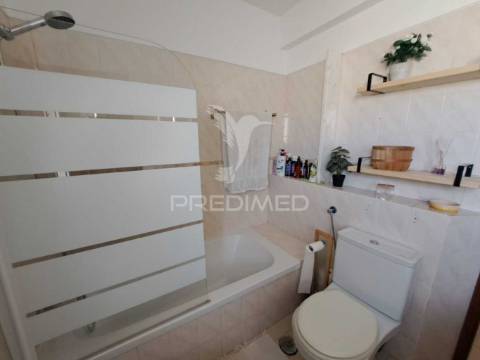 Apartamento t3 duplex no centro da cidade - albufeira