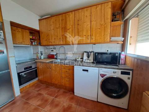 Apartamento t3 duplex no centro da cidade - albufeira