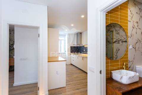 Apartamento t3 remodelado trafaria