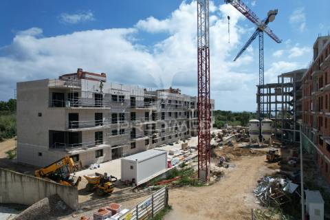Penthouse t3 com vista mar , quinta do meio, sines