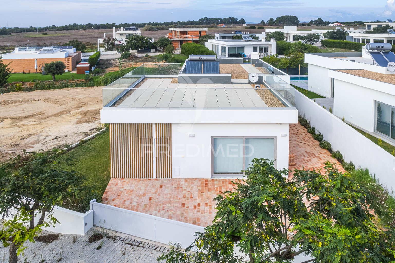 Moradia térrea t3, vista mar, em porto côvo