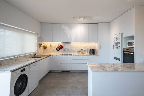 Moradia térrea t3, vista mar, em porto côvo