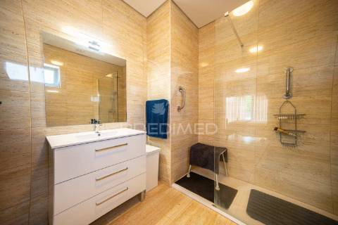 Moradia térrea t3, vista mar, em porto côvo