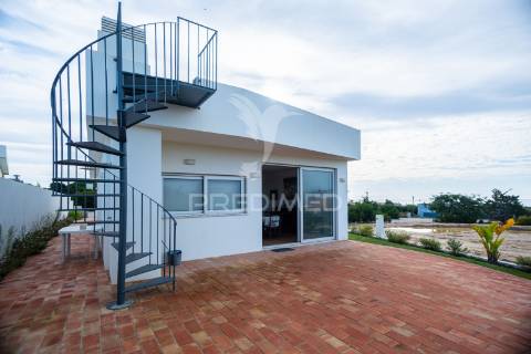 Moradia térrea t3, vista mar, em porto côvo
