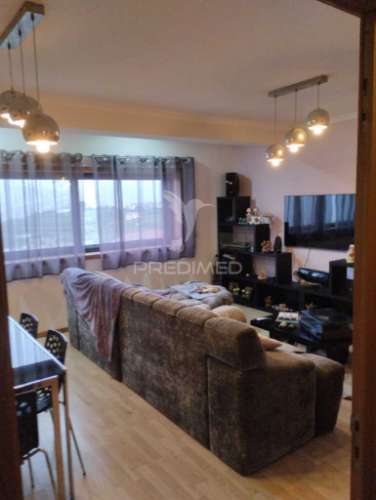 Apartamento t3 em fontelas - peso da régua