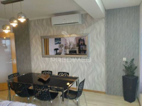 Apartamento t3 em fontelas - peso da régua