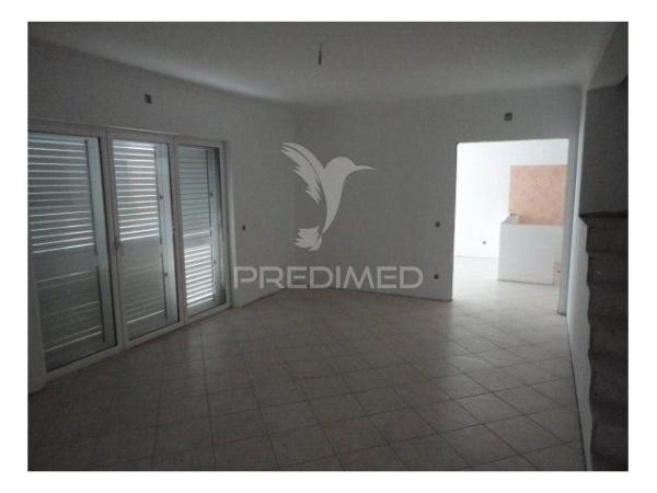 Moradia t4 em cadima, cantanhede – distrito de coimbra