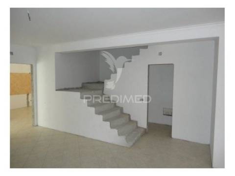 Moradia t4 em cadima, cantanhede – distrito de coimbra