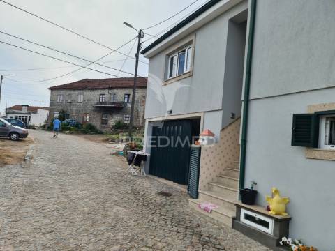 Terreno- construção de moradias em frazão, paços de ferreira