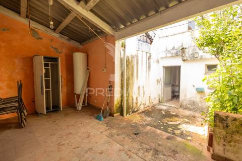 Moradia t3 no centro de borba