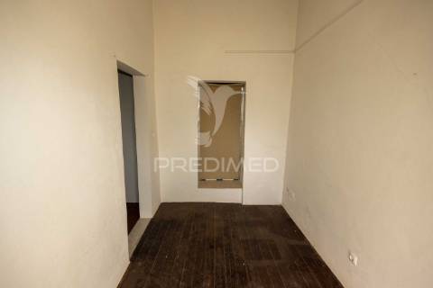 Moradia t3 no centro de borba