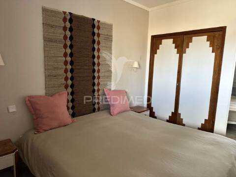 Apartamento t1 arrendamento 1 ano junto à praia da rocha