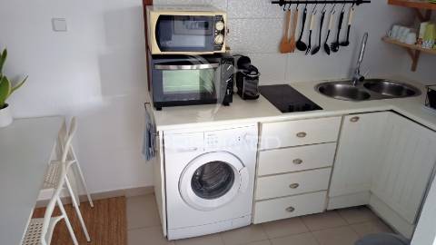 Apartamento t1 arrendamento 1 ano junto à praia da rocha