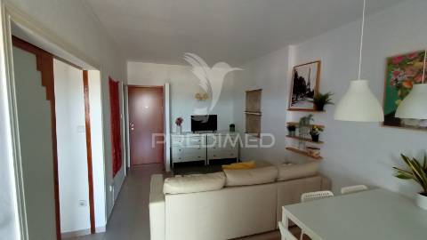 Apartamento t1 arrendamento 1 ano junto à praia da rocha
