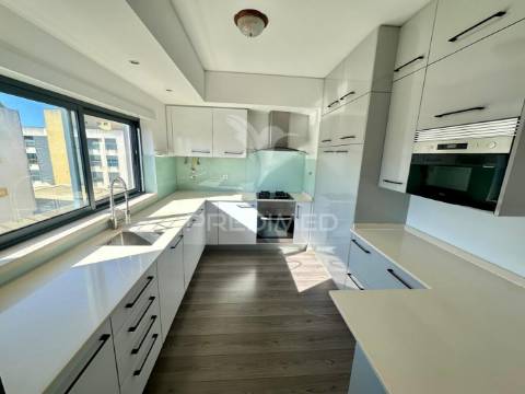 Apartamento t2 na quinta do meio em sines