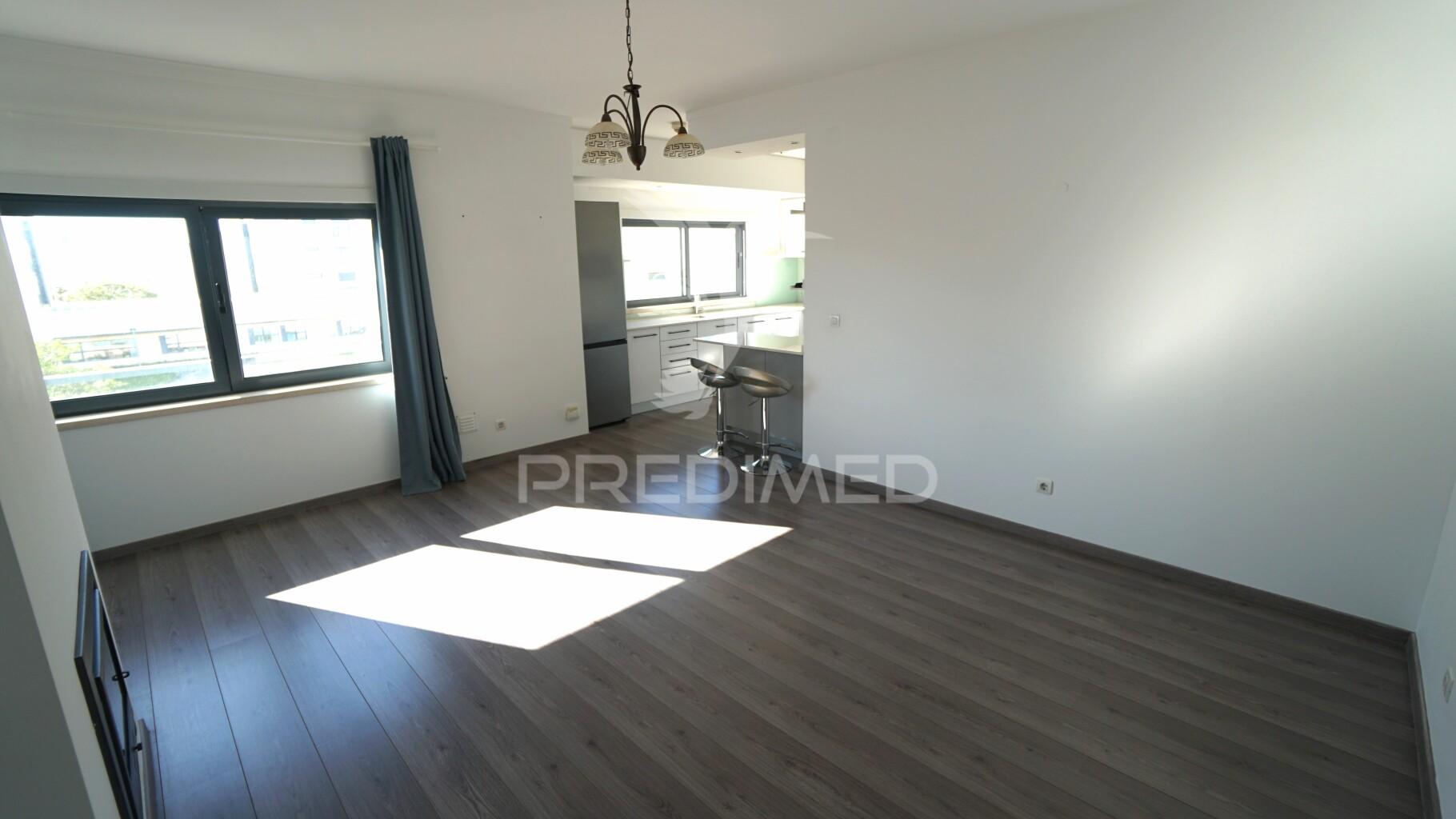 Apartamento t2 na quinta do meio em sines
