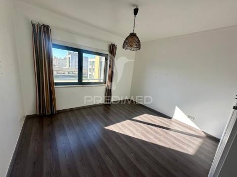 Apartamento t2 na quinta do meio em sines