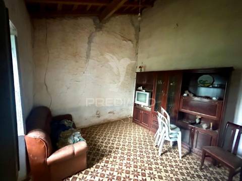 Monte alentejano com 17ha, odemira