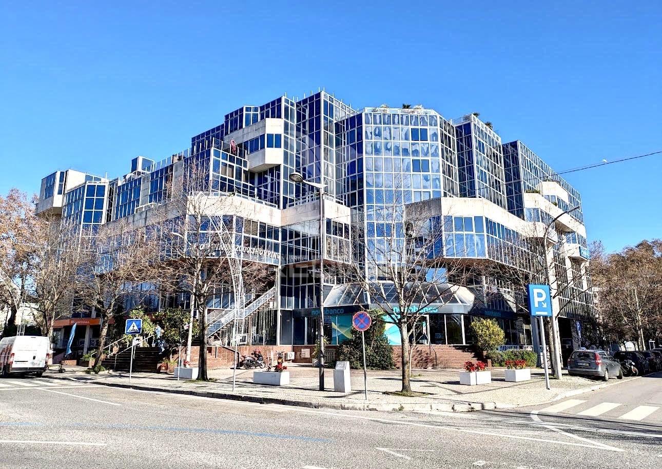 Espaço comercial | centro comercial shopping 2000 | leiria