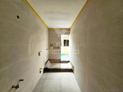 Moradia isol. t3 c/piscina e garagem, vale choupo - azeitão