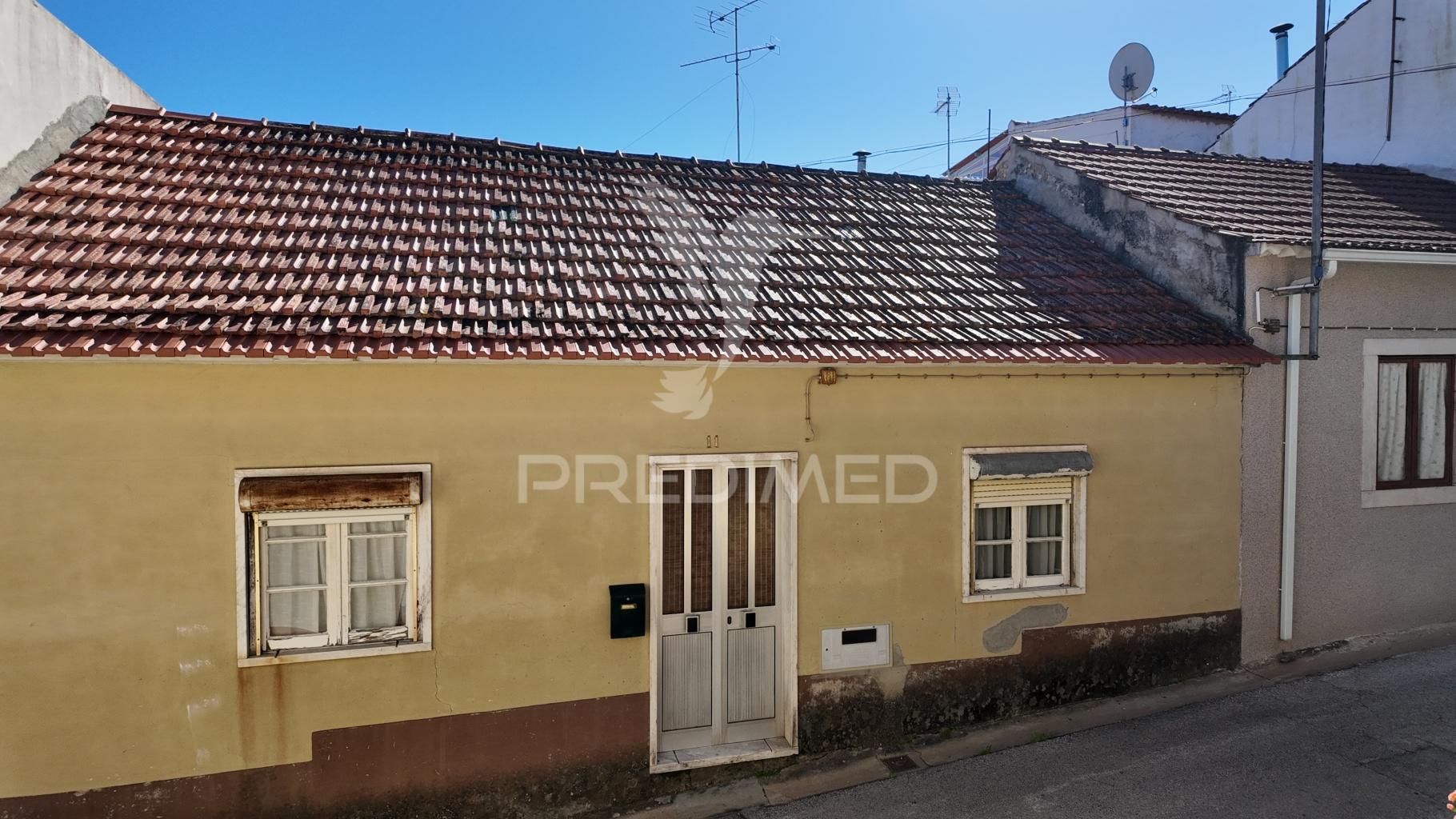 Moradia t2 em amiais de baixo – santarém