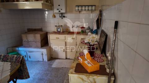 Moradia t2 em amiais de baixo – santarém