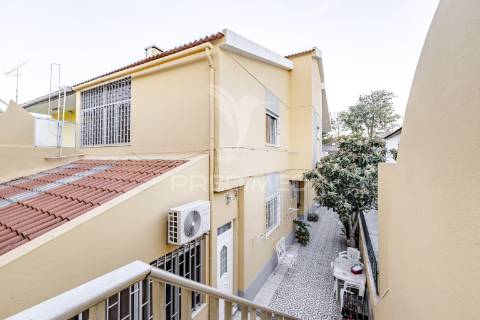 Moradia t5 no centro de setúbal