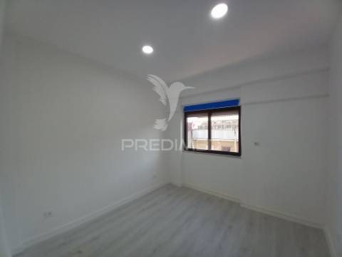 Fantastico duplex completamente restaurado na costa da caparica