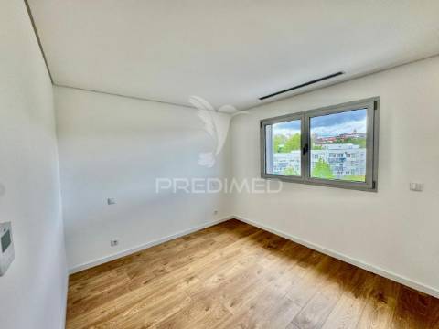 Apartamento t3 novo - próximo ao centro de braga