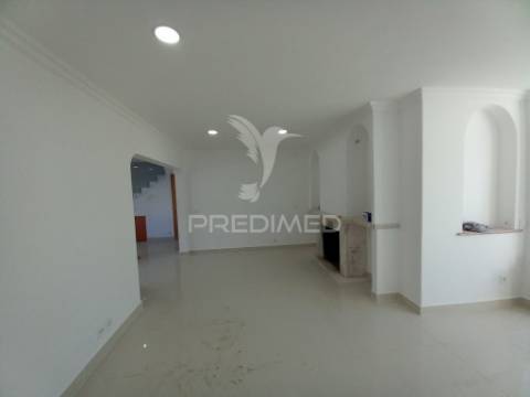 Moradia t3+2 | madorna | parede