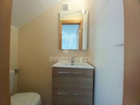 Moradia t3+2 | madorna | parede