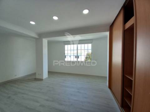 Moradia t3+2 | madorna | parede