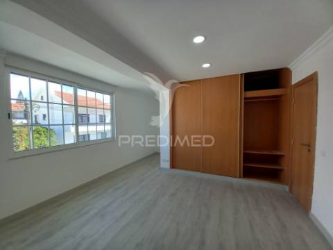 Moradia t3+2 | madorna | parede
