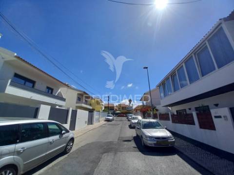 Moradia t3+2 | madorna | parede