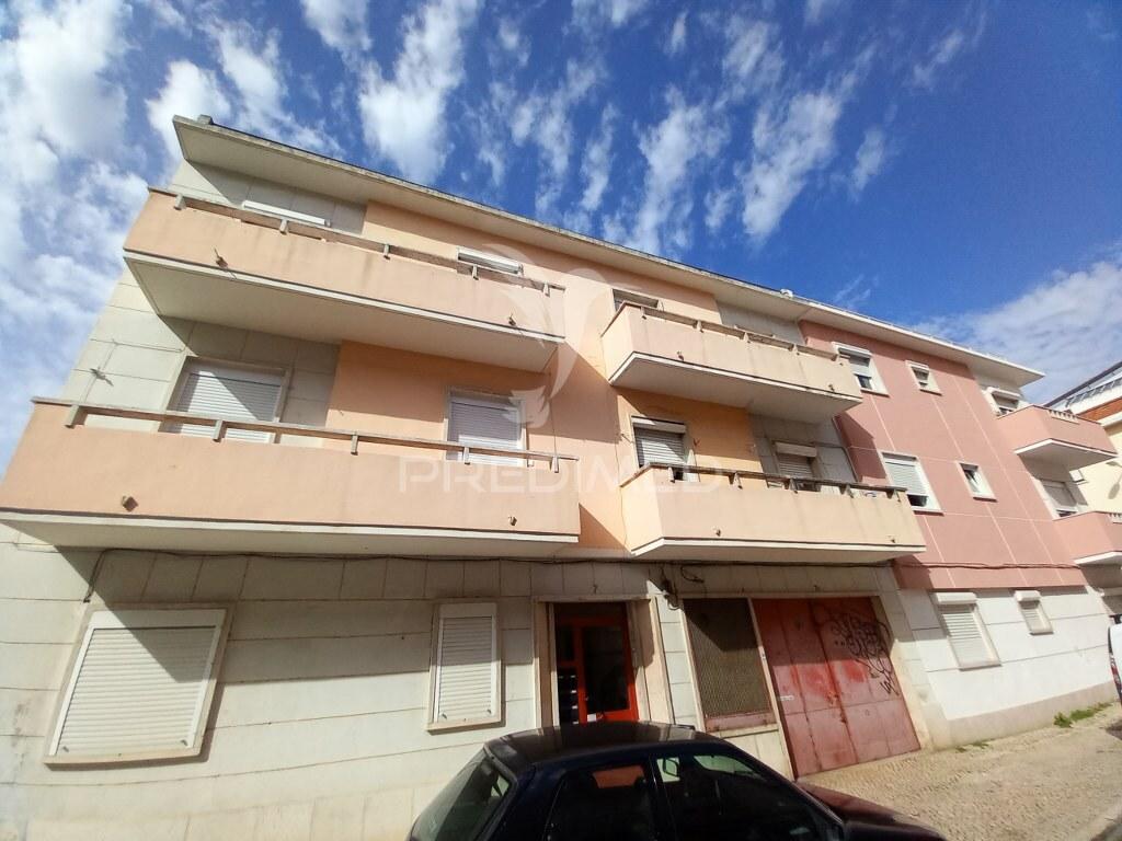 Apartamento t1 | remodelado | amadora