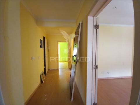 Apartamento t1 | remodelado | amadora