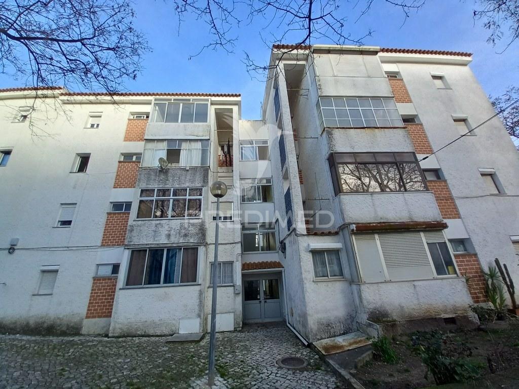 Apartamento t2 | remodelado | cascais