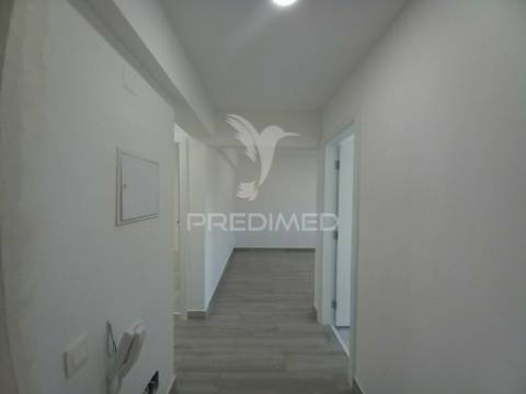 Apartamento t2 | remodelado e equipado | ericeira