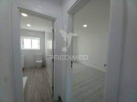 Apartamento t2 | remodelado e equipado | ericeira