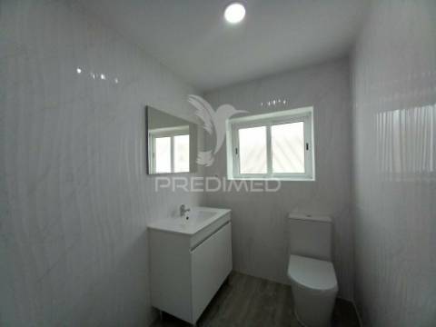 Apartamento t2 | remodelado e equipado | ericeira