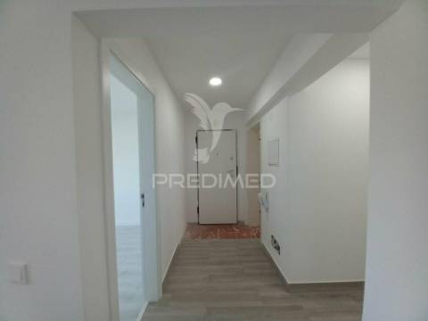Apartamento t2 | remodelado e equipado | ericeira
