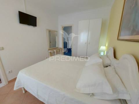 Casa 227m2 com 7 divisões no centro histórico de lagos
