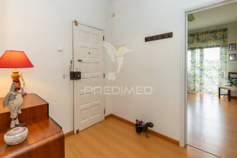 Andar moradia t3 , com garagem,setúbal.