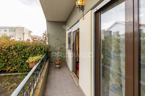 Andar moradia t3 , com garagem,setúbal.