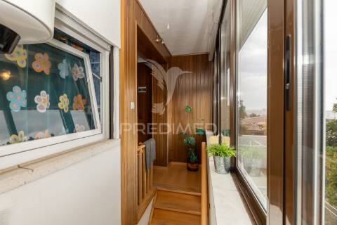 Andar moradia t3 , com garagem,setúbal.